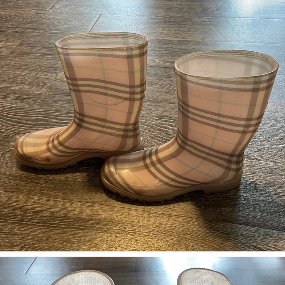 Pink Burberry Rain Boots - Picture 3 of 10